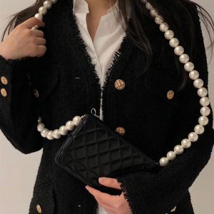 2021 Fashion Small Fragrant Style Pearl Bag Messenger Female Leather Mobile Sundries